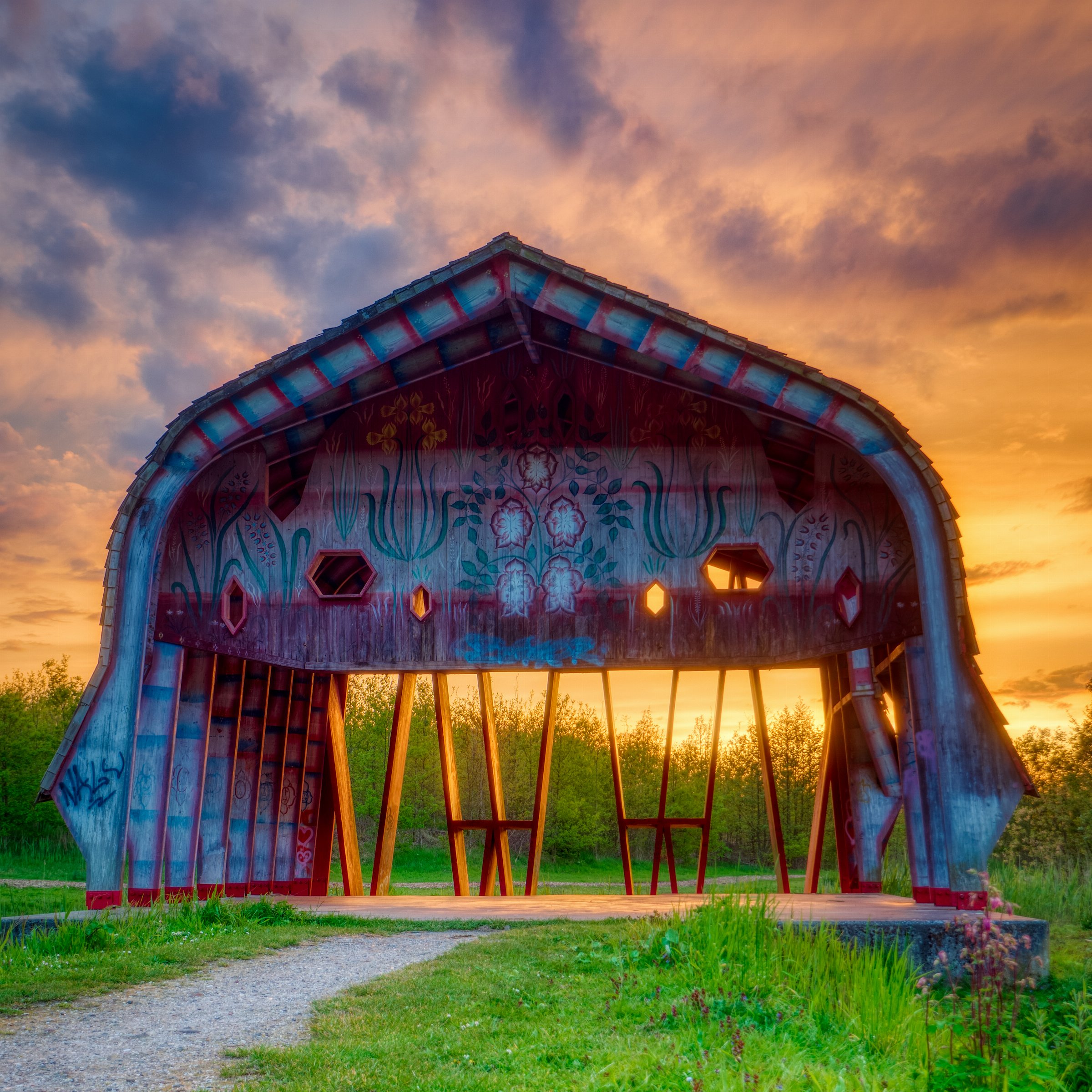 Wood Chapel (construction by William Speakman, decoration by Gijs Frieling)